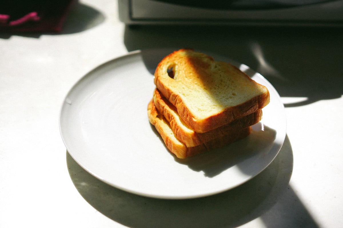 How to Reheat Toast (Can't Go Wrong With These 2 Methods)