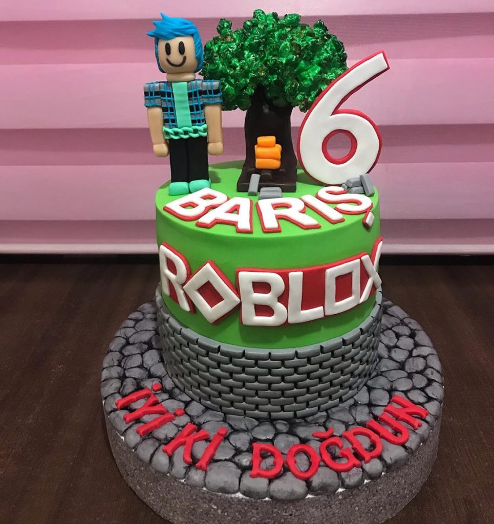 birthday party roblox birthday cake ideas
