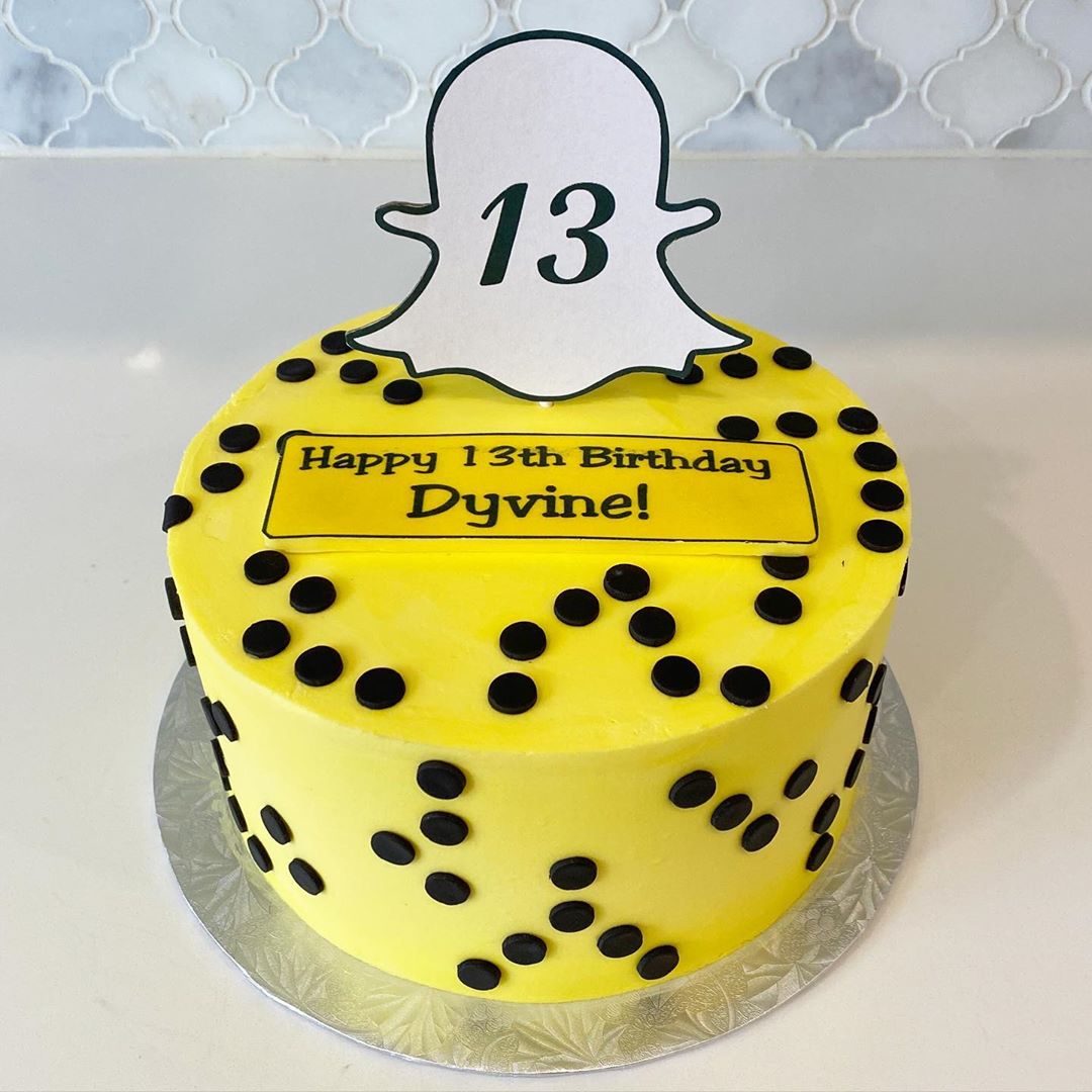 15 Snapchat Birthday Cake Ideas That Are Simply Amazing