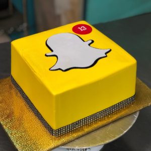 15 Snapchat Birthday Cake Ideas That Are Simply Amazing