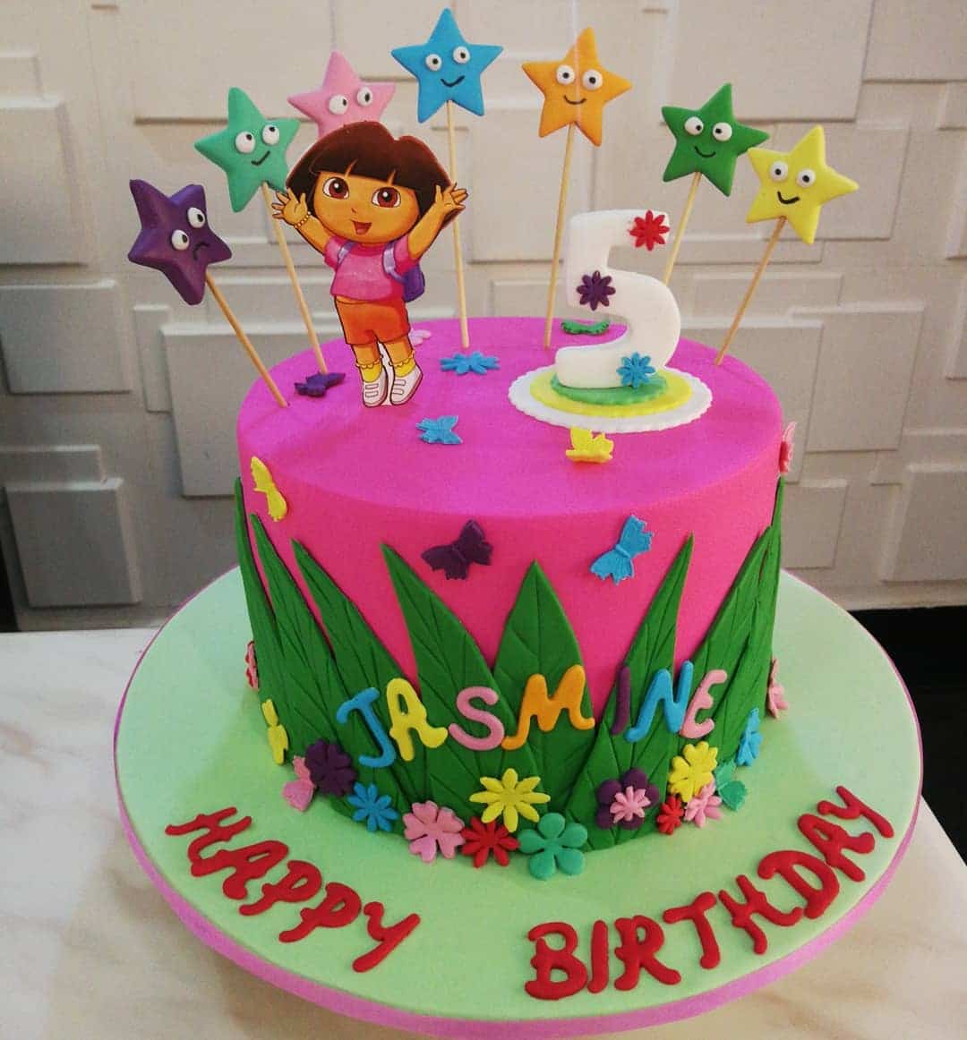 15 Amazing Dora Cake Ideas & Designs (Some Are Really Impressive)