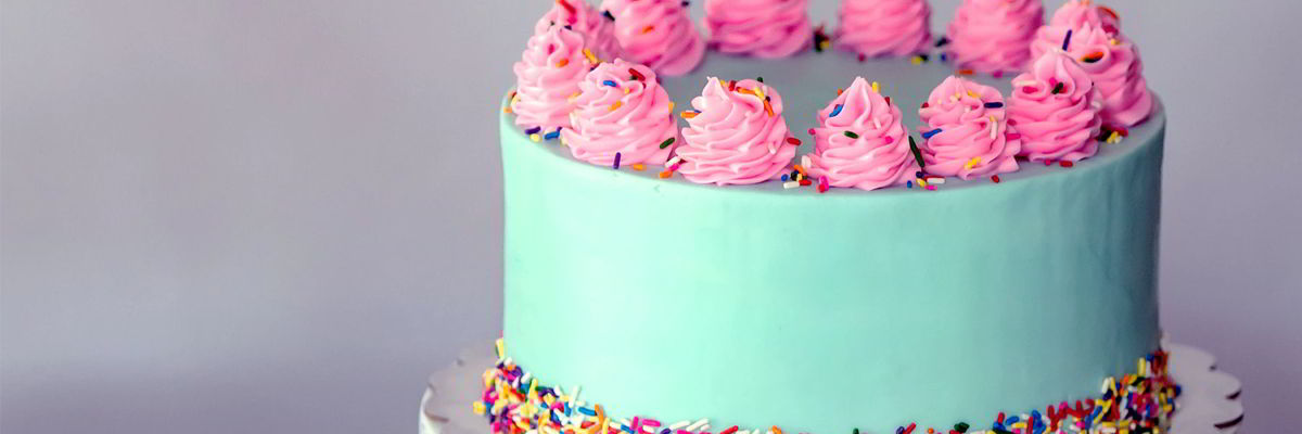 Best Cake Designs & Ideas (For Birthdays, Special Occassions & More)