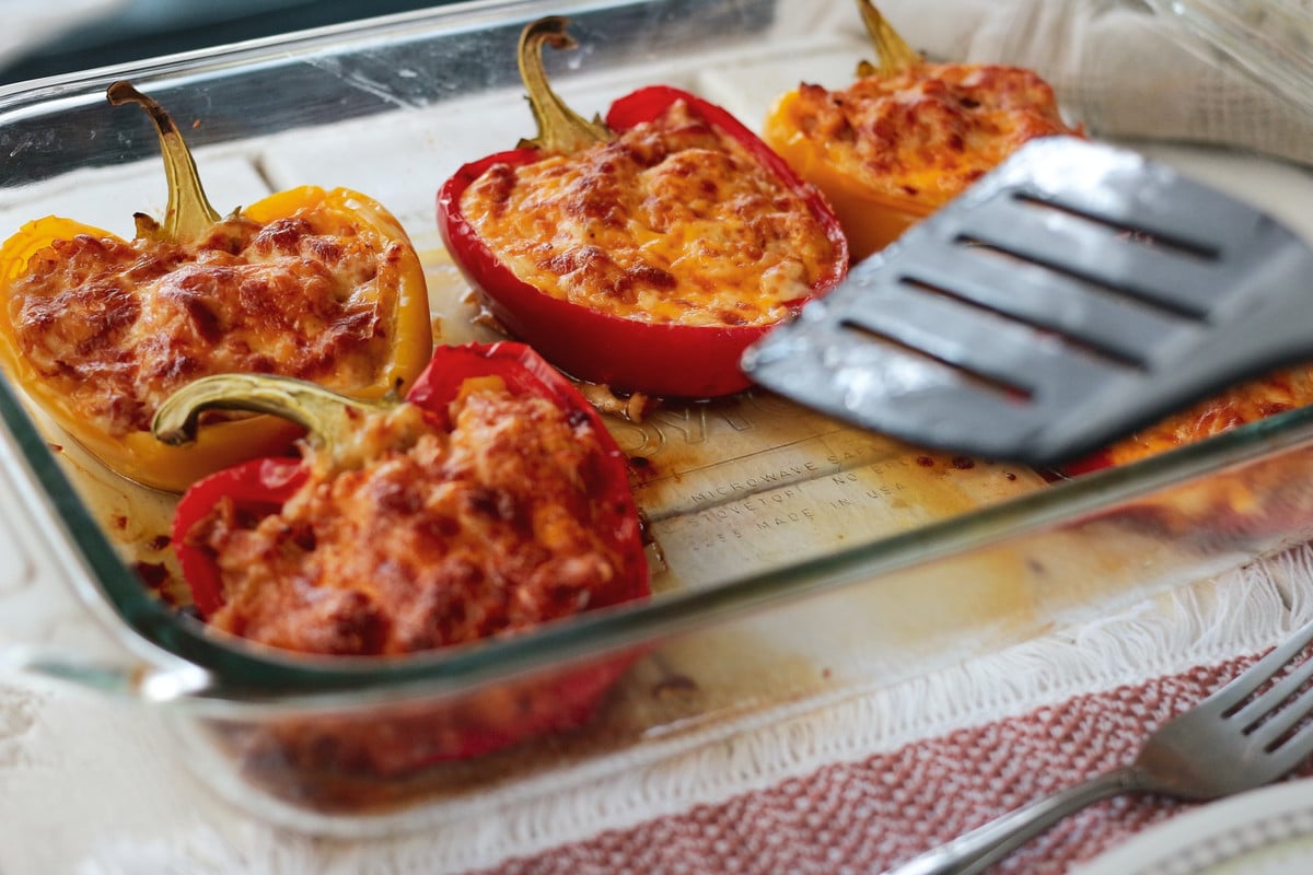 How to Reheat Stuffed Peppers Properly (Best Methods to Use)