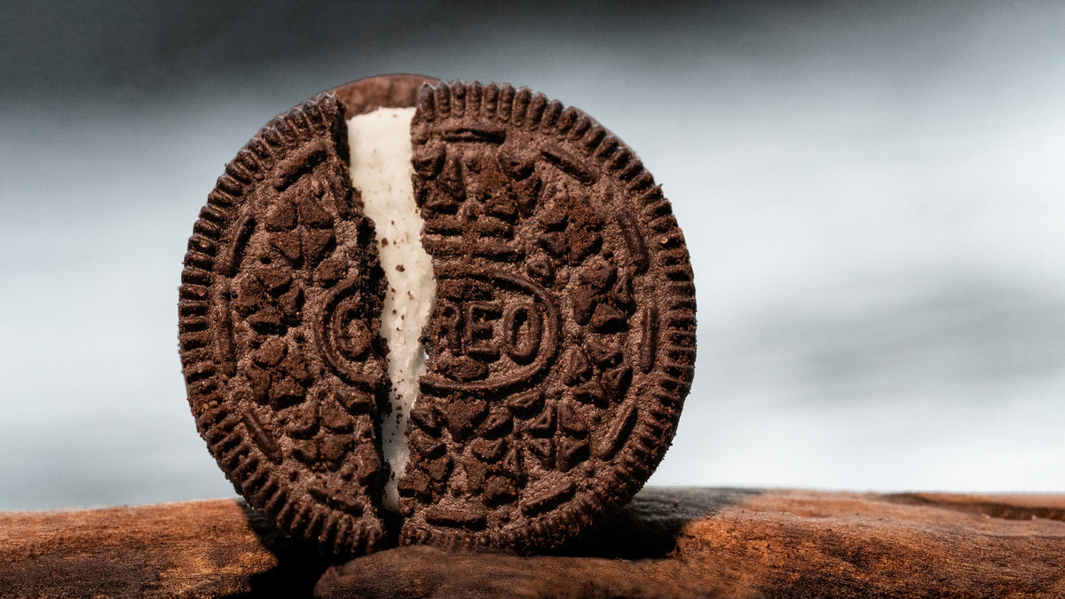 How to Make Oreos Soft Quickly? (Use These 3 Steps To Get It Done)