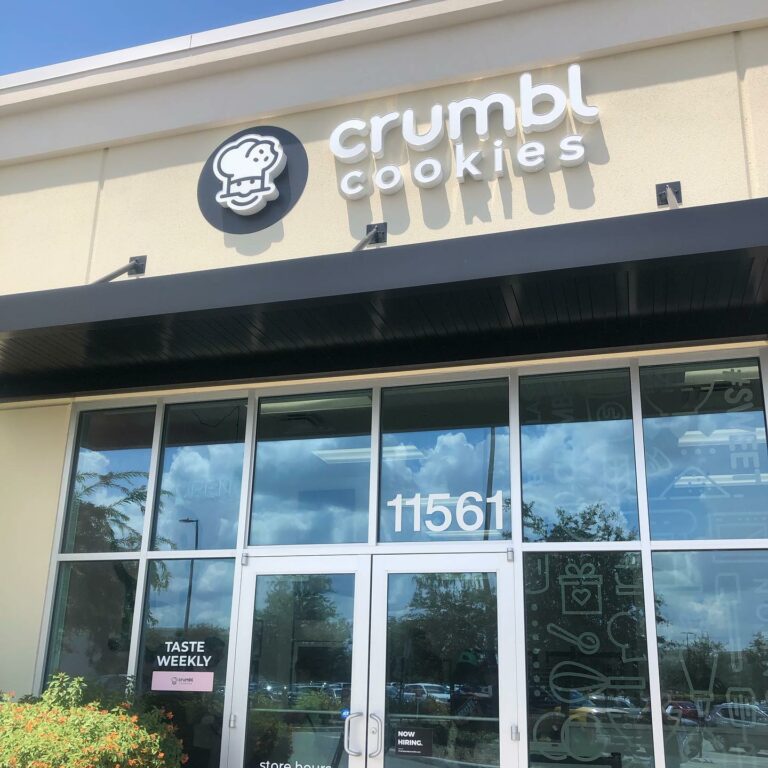 Is Crumbl Cookies Open on Sundays? (Can You Get You Get Your Cooki